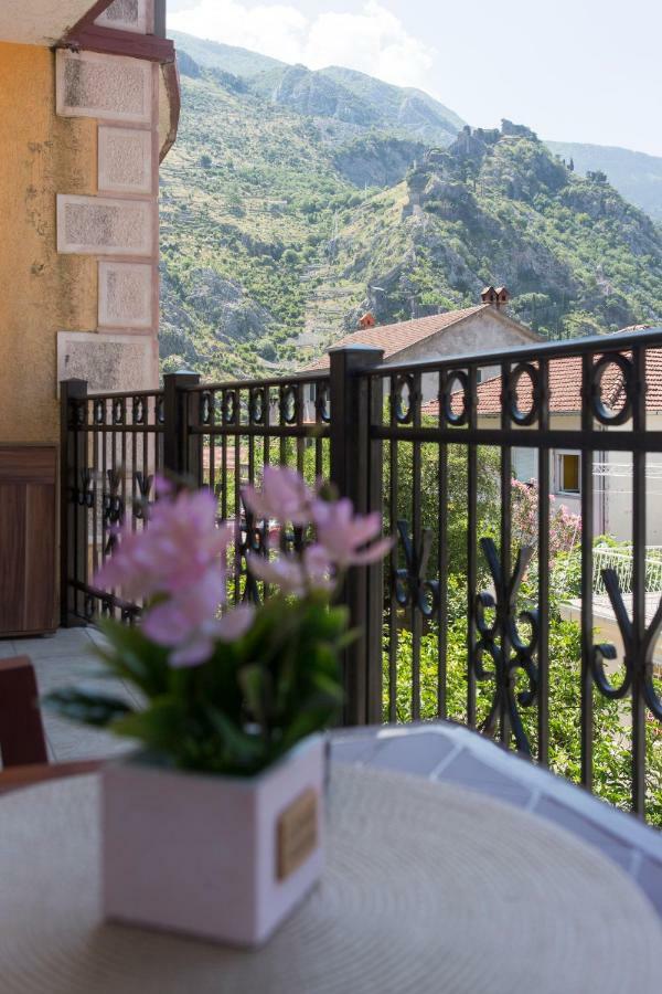 Ena Apartment Kotor Exteriér fotografie
